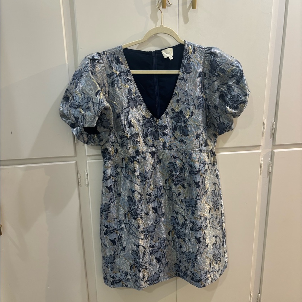 Adelyn Rae Blue and Gray Floral Blouse